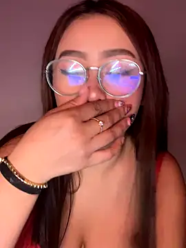 Snapshot of Lexxa_peach chatting on 10.31.25 Lexxa peach online show from 10.31.25