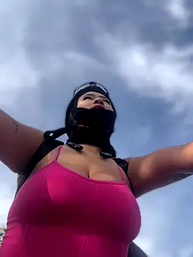 Snapshot of Lexxa_peach chatting on 11.04.25 Lexxa peach online show from 11.04.25