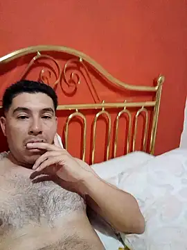 Ezeaxl online show from 10.25.25