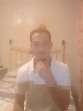 Snapshot of Graimito chatting on 10.10.25 Graimito online show from 10.10.25