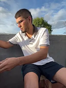 mirallesandbig online show from 10.31.25