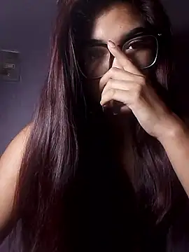 alisaram online show from 10.13.25