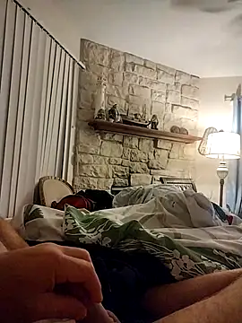 Snapshot of shyguy8569 chatting on 11.11.25 shyguy8569 online show from 11.11.25