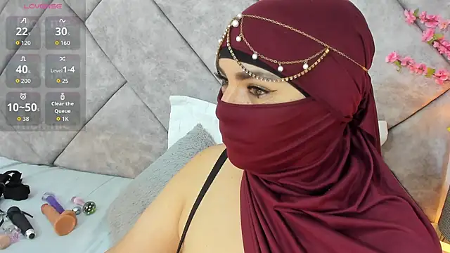  naylaa  online show from 04.24.26