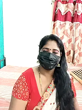 tamil-aunt online show from 10.18.25