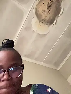 Wildpineapple online show from 10.22.25