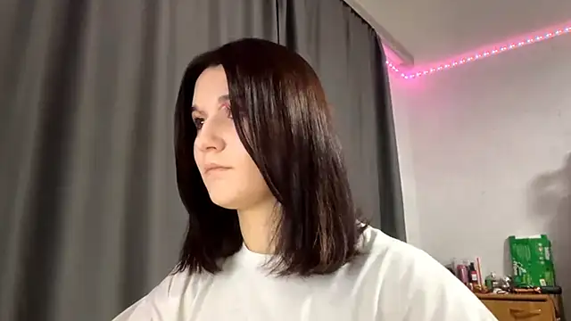 ElsieZuno online show from 10.11.25