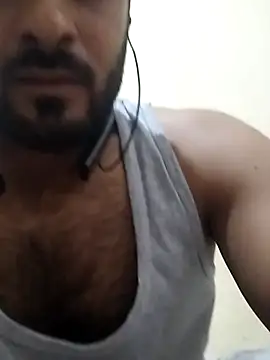 Snapshot of muhamed97 chatting on 10.10.25 muhamed97 online show from 10.10.25