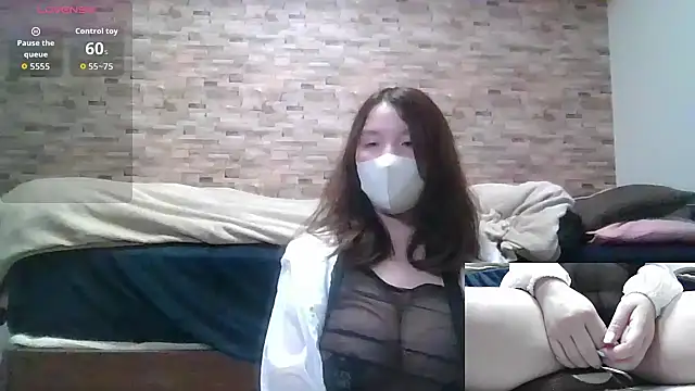 anananna1010 online show from 10.14.25