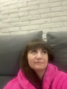 Butterfly8385 online show from 10.26.25