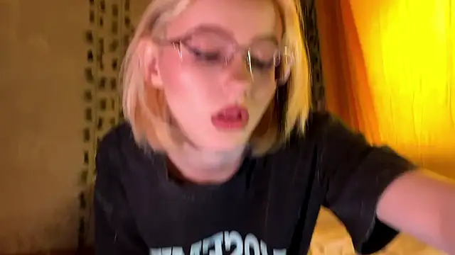 Kate mikki online show from 02.04.26