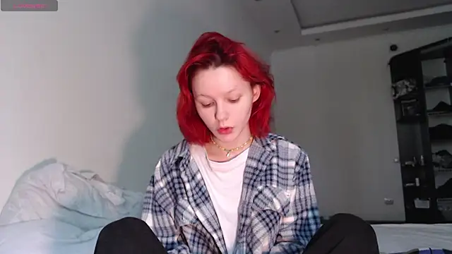Snapshot of Kate_mikki chatting on 05.26.26 Kate mikki online show from 05.26.26