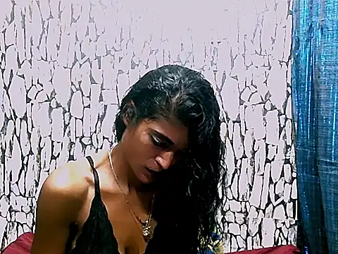 Snapshot of Epic_indian_sky chatting on 11.18.25 Epic indian sky online show from 11.18.25