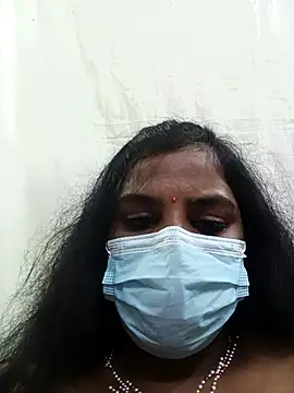 Snapshot of tamil_kanaka chatting on 10.18.25 tamil kanaka online show from 10.18.25