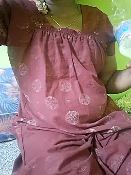 Snapshot of tamil_kanaka chatting on 06.26.26 tamil kanaka online show from 06.26.26