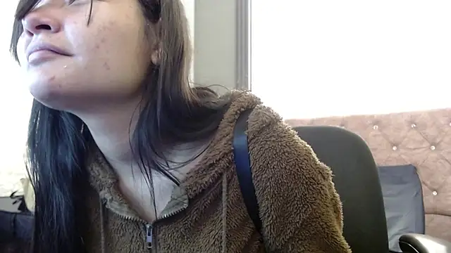 Snapshot of _kita chatting on 11.12.25 kita online show from 11.12.25