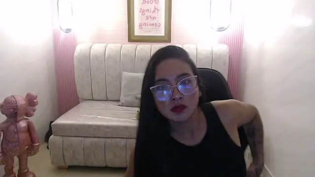 Snapshot of danna_sweet_s chatting on 10.23.25 danna sweet s online show from 10.23.25