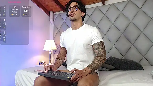 Liam Espinoza online show from 10.28.25