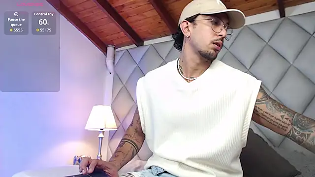 Liam Espinoza online show from 10.29.25