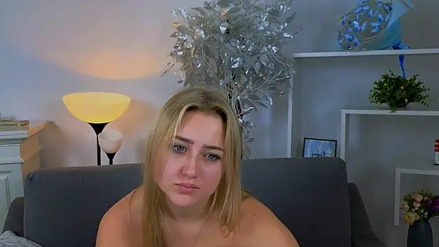 Lulu   Moon online show from 10.28.25