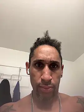 Snapshot of MrDLlongcrippler10inch chatting on 10.13.25 MrDLlongcrippler10inch online show from 10.13.25