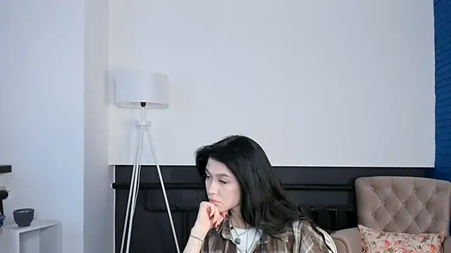 FeSzafran online show from 10.13.25