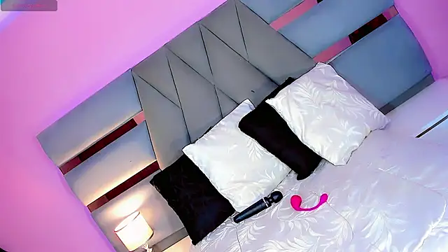 KIISHANNY online show from 04.16.26