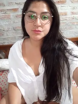 morenalatinaa online show from 04.06.26