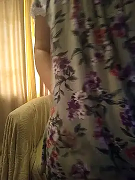Snapshot of Ambika_beauty chatting on 10.14.25 Ambika beauty online show from 10.14.25