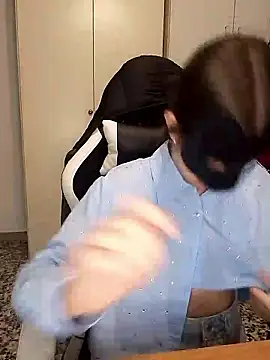  aliceewonder  online show from 01.18.26