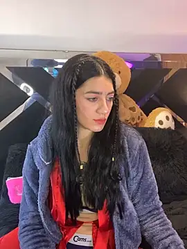 Snapshot of Moon_Magic chatting on 10.15.25 Moon Magic online show from 10.15.25