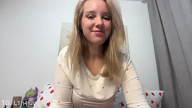 AIicaparkerc online show from 02.01.26