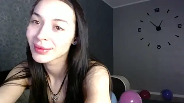 Daphne Darkthorn online show from 11.30.25