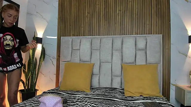 Sassha ferrer online show from 01.08.26