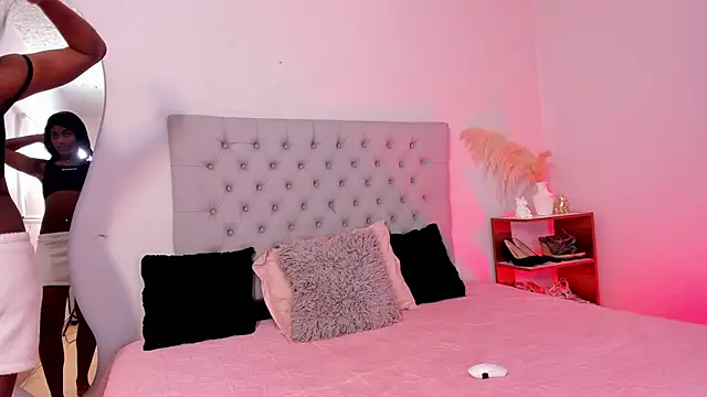 SofiRuiz  online show from 01.11.26