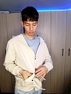 heyy noah11 online show from 11.09.25