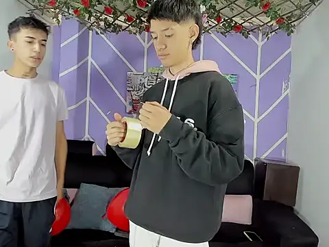 heyy noah11 online show from 02.14.26