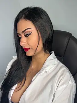  Isabella 1 online show from 11.17.25