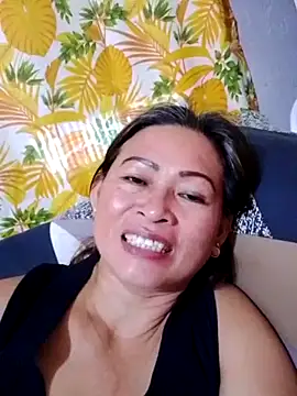 Snapshot of merr_ann123 chatting on 10.19.25 merr ann123 online show from 10.19.25