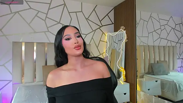 BEELLA TAY1 online show from 04.15.26