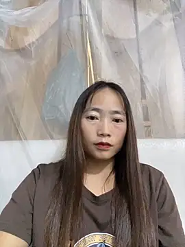 Snapshot of Maymay__ chatting on 10.31.25 Maymay online show from 10.31.25