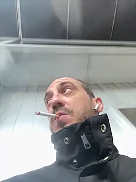 AlexGogo23 online show from 03.25.26