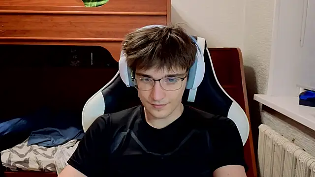 sweeetangeel online show from 12.20.25