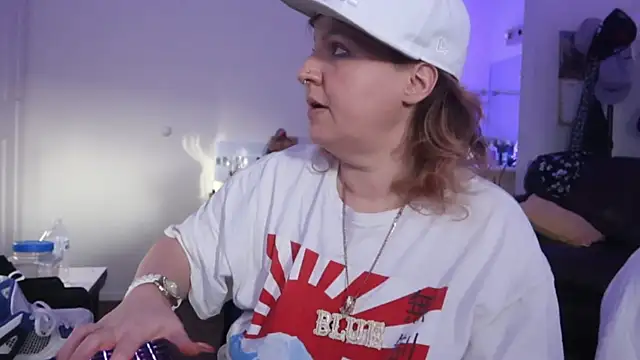 BellaBlueBBW online show from 02.17.25