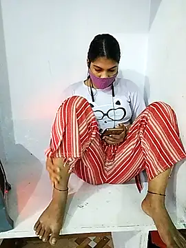 PG girl 12th online show from 11.14.25