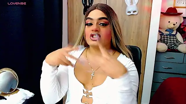 Sofiabigcock22 online show from 12.23.25