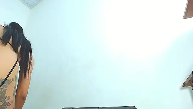 VioletGil Party  online show from 05.28.26