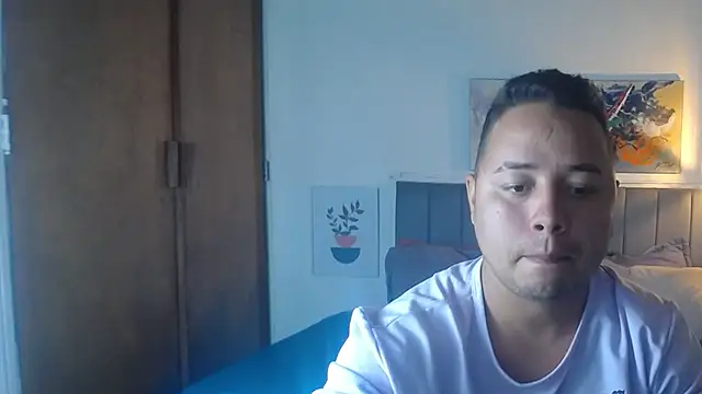Snapshot of Brian_m5 chatting on 10.17.25 Brian m5 online show from 10.17.25