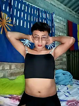 Snapshot of karola_horny chatting on 10.14.25 karola horny online show from 10.14.25
