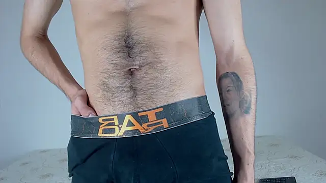 Snapshot of Nix_Helios chatting on 10.30.25 Nix Helios online show from 10.30.25